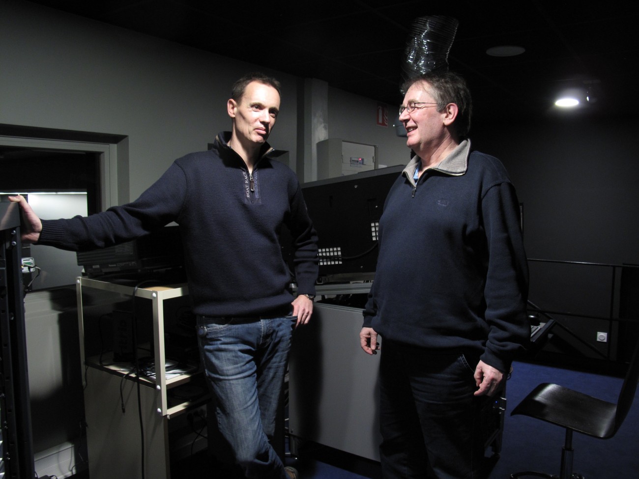 Christophe Lapeyre et Gérard Le Cann dans la salle de projection du Rex.