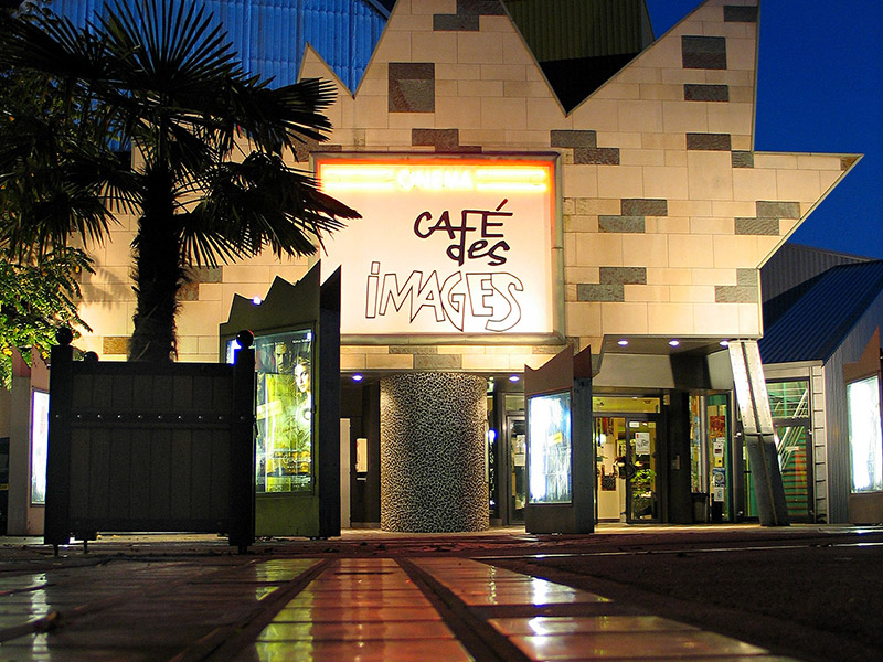 Vue exterieur du Café des Images