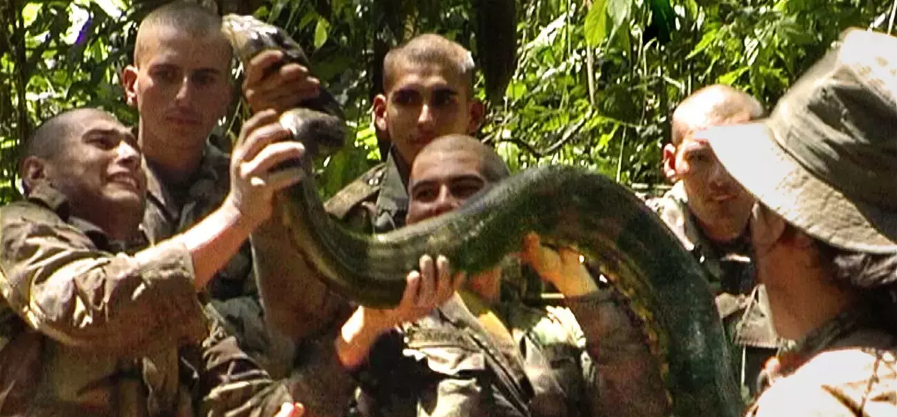 L'homme aux serpents